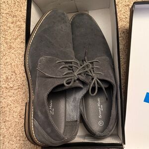 Bruno Marc Men's Charcoal Suede Oxfords